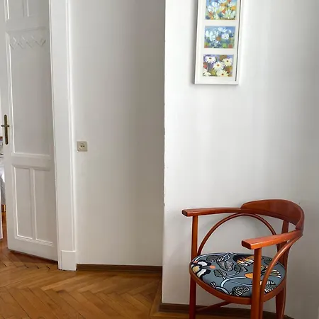 Sunny Near The Castle דירה בודפשט