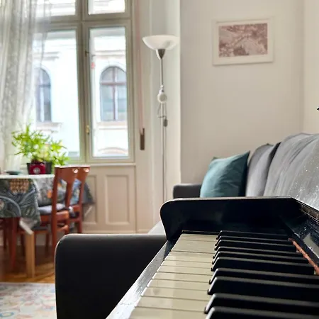 شقة Sunny Near The Castle